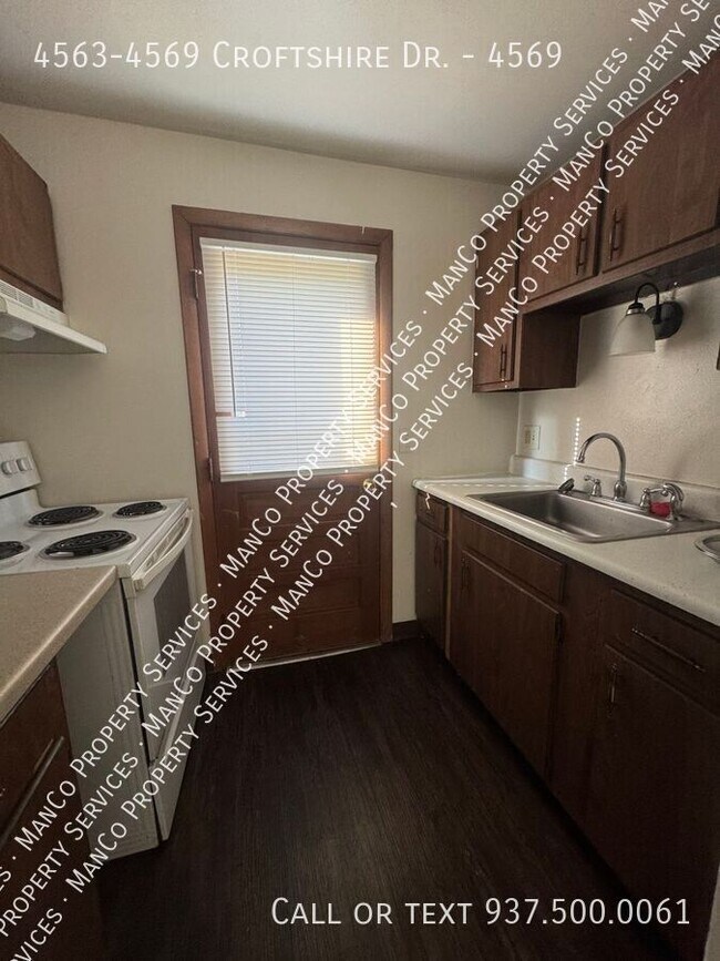 Building Photo - 4563-4569 Croftshire Dr.-4569