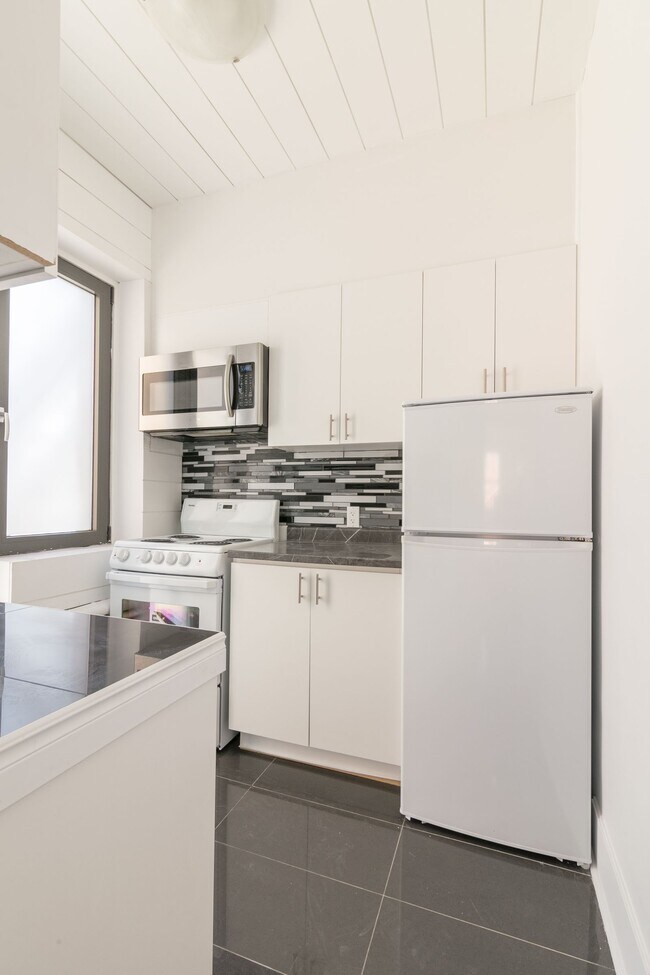 Photo du bâtiment - 2050 Av. Claremont