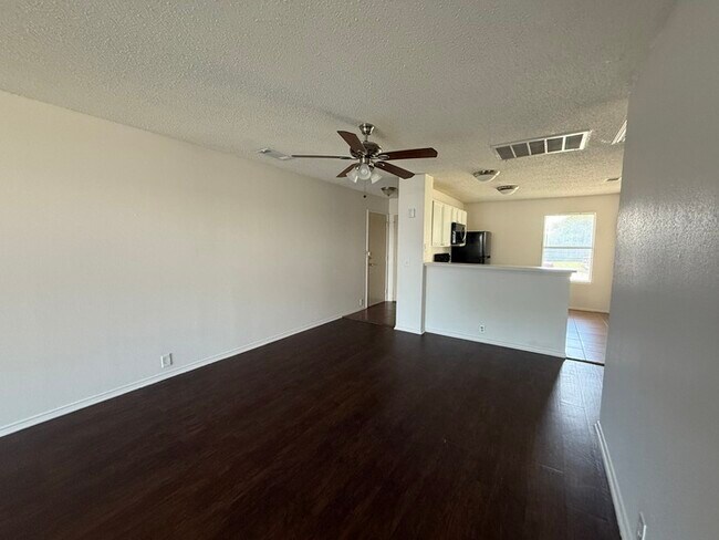 Foto del edificio - 9625 Brierwyck Dr