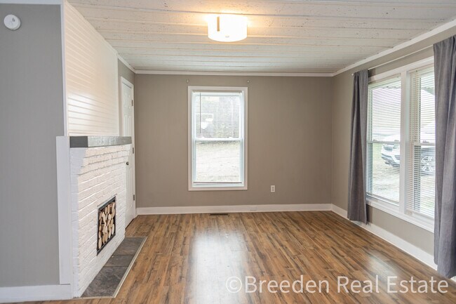 Foto del edificio - 4515 Johnson Bridge Rd