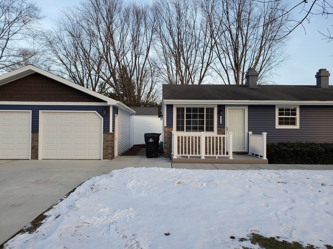 Primary Photo - 1314 Sunray Ln