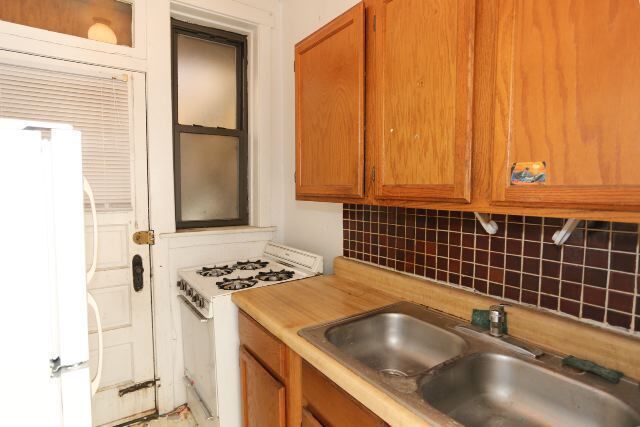 Foto del edificio - 3824 N Fremont St