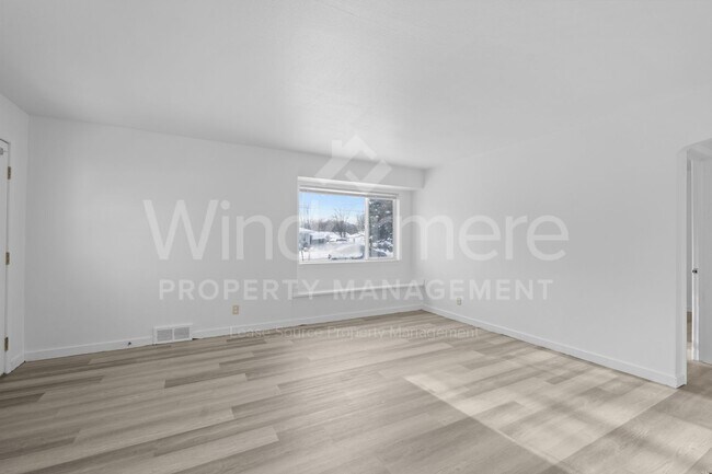 Foto del edificio - 11321 E Springfield Ave