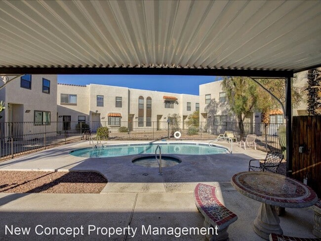 Foto del edificio - 2 br, 2 bath House - 2158 N 1st Ave.