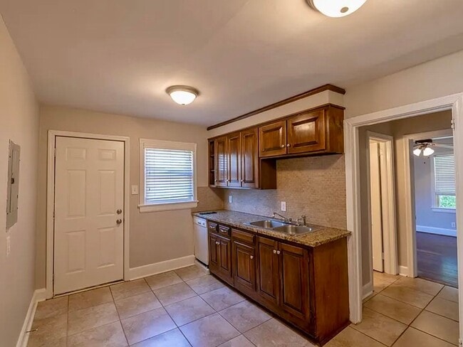 Foto del edificio - 1214 Spruce St