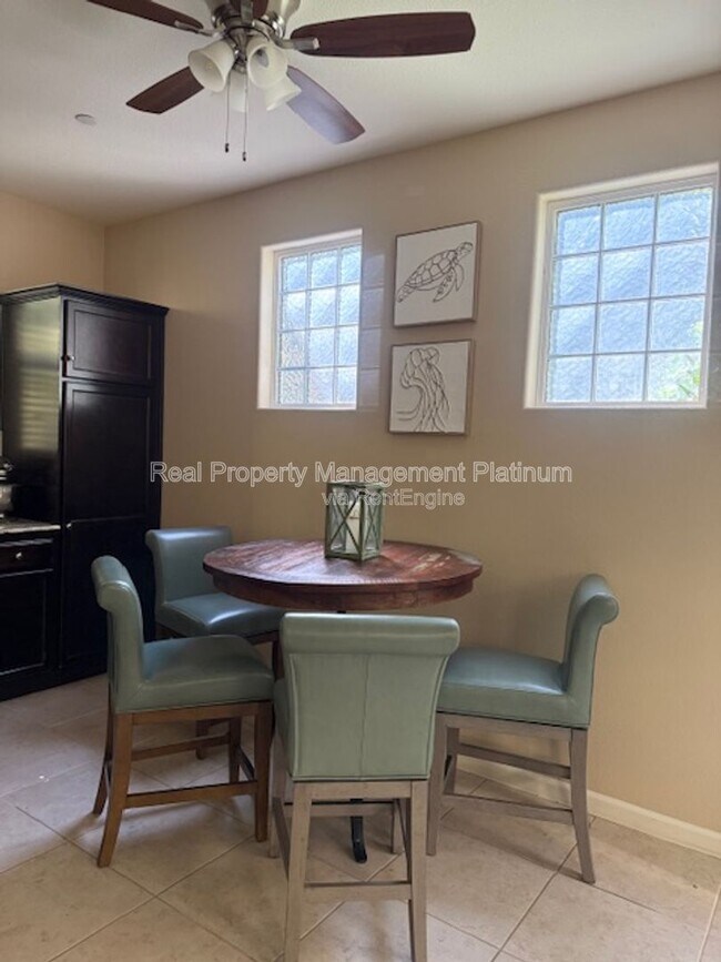 Foto del edificio - 1532 N Sanders Ave