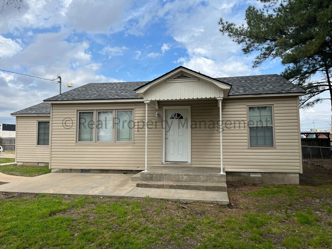 Primary Photo - 1507 Brazil Ave