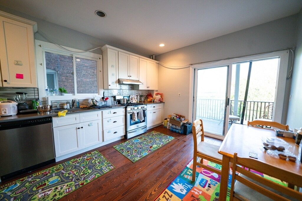 Foto principal - 100 Calumet St