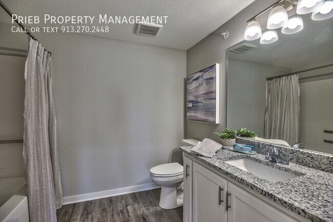 Foto del edificio - 22088 W 123rd Ln