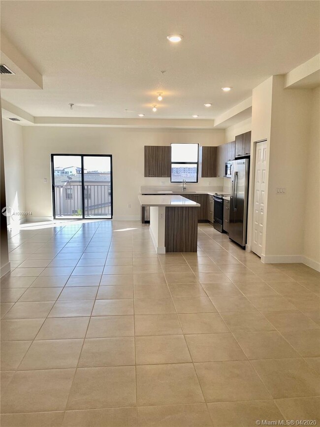 Foto del edificio - 10407 NW 82nd St