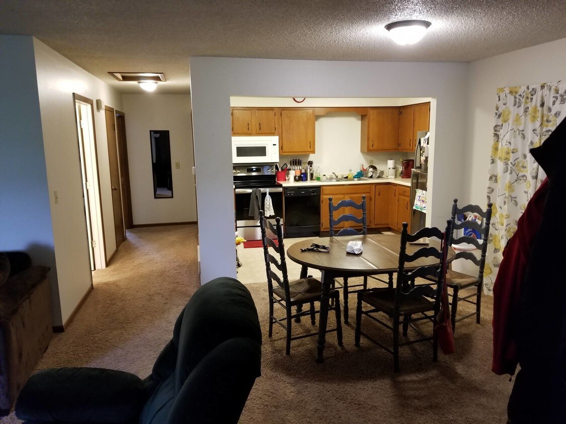Foto principal - 412 Highland Ave