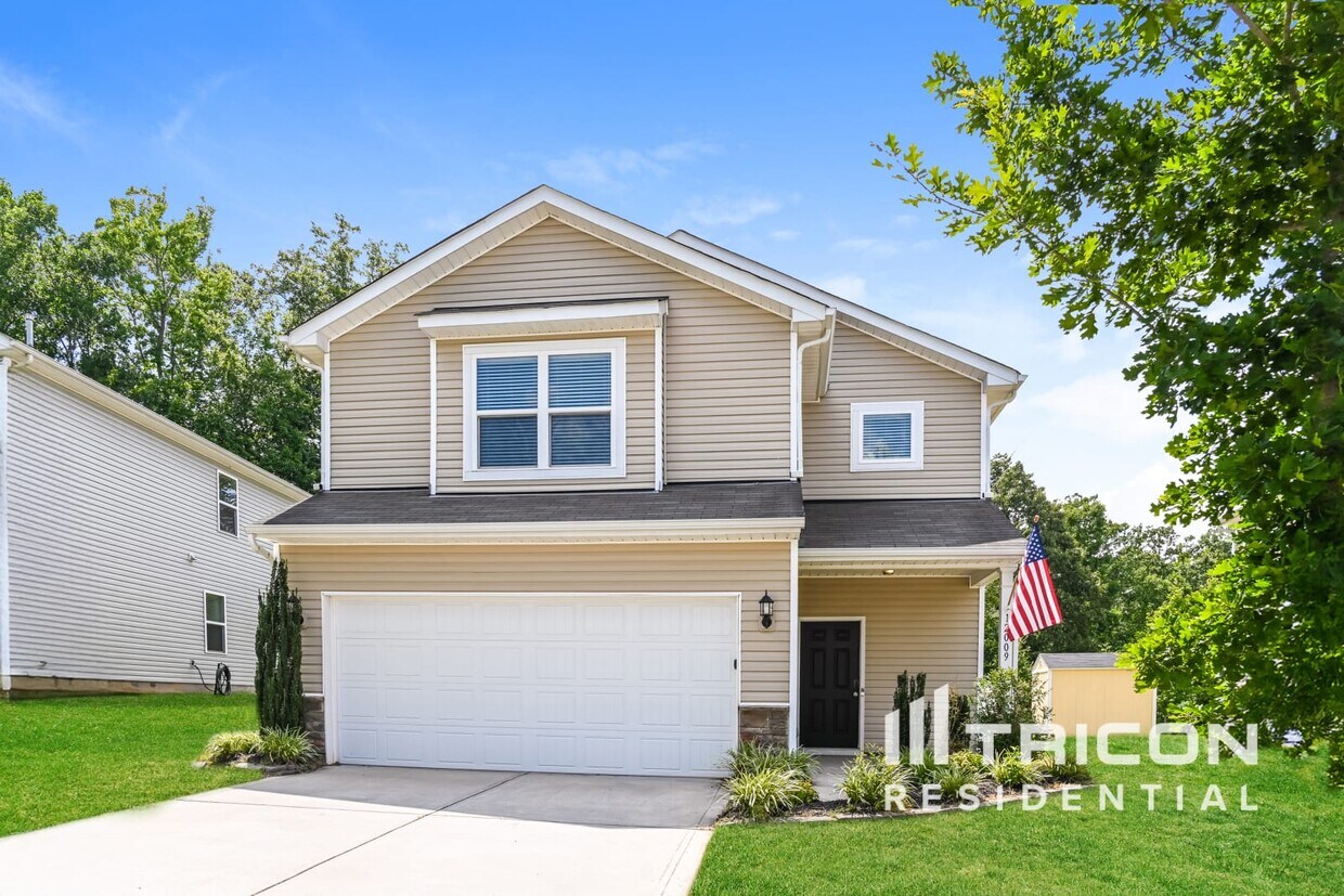 Foto principal - 12009 Downy Birch Rd