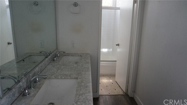 Foto del edificio - 1420 N Mansfield Ave