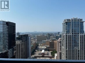 Building Photo - 386-3386 Yonge St