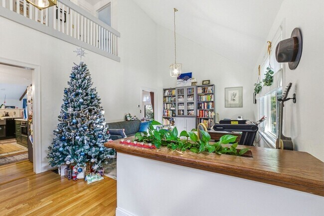 Foto del edificio - 6 Montaup Rd