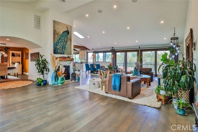 Building Photo - 5617 Colodny Dr