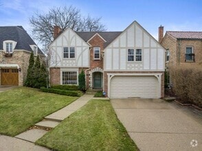 Building Photo - 3916 N Ridgefield Cir