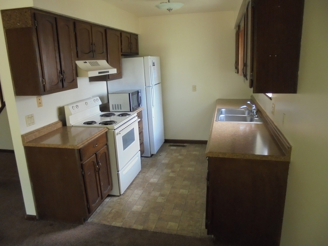 Primary Photo - 907 Napoleon Rd
