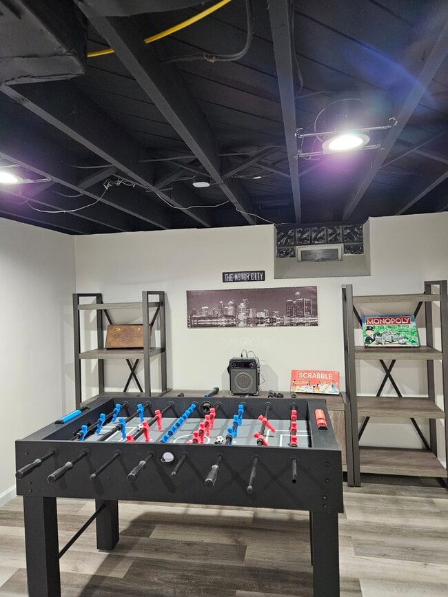 Building Photo - 2212 Burger St