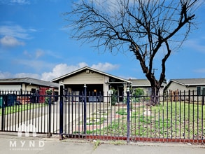 Building Photo - 7304 Lawnwood Dr