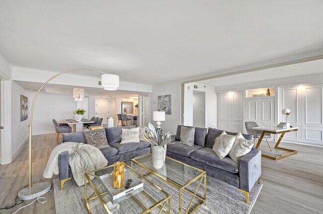 Foto del edificio - 4101 N Ocean Blvd