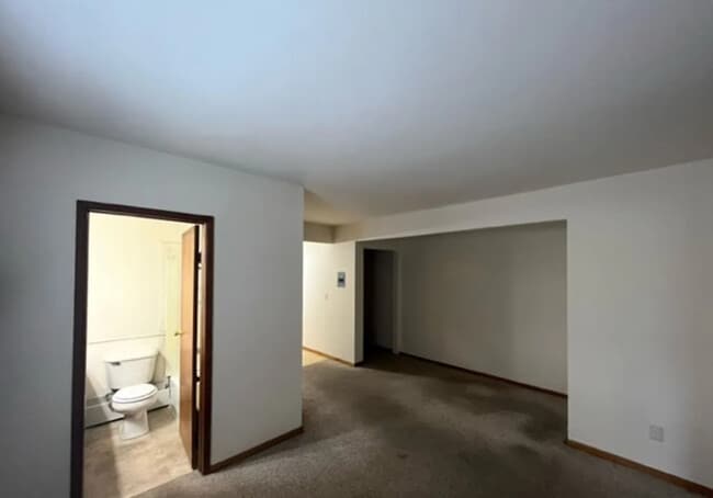 Building Photo - Chapel Drive Apartments