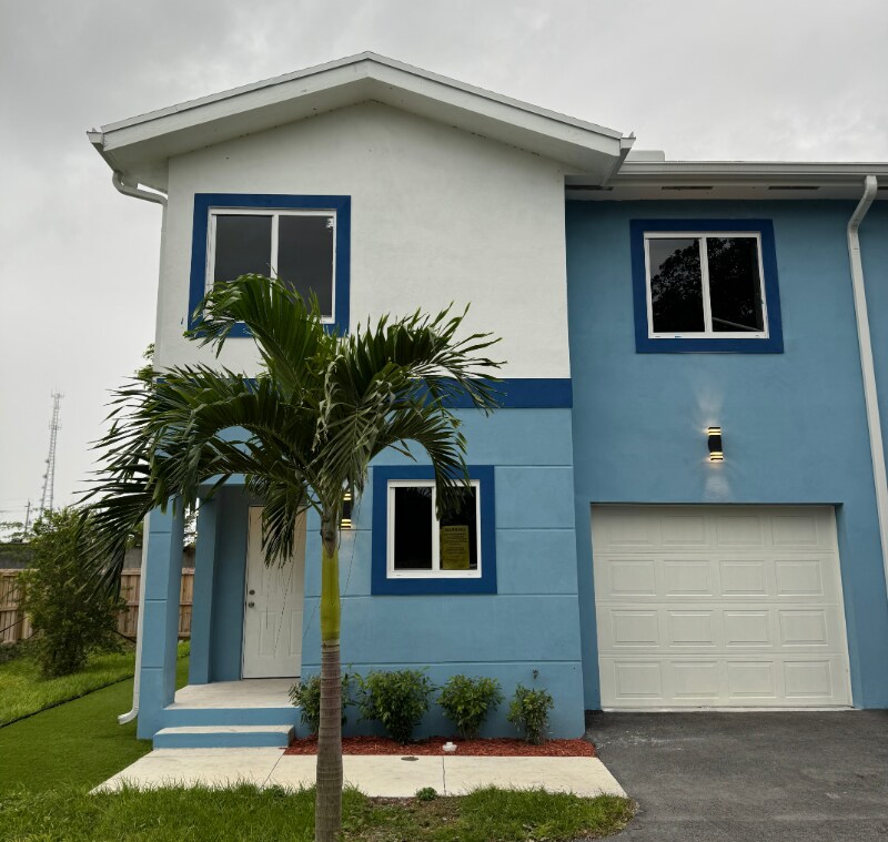Primary Photo - 926-932 NW 2nd St