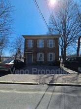 Building Photo - 43 McCrea St