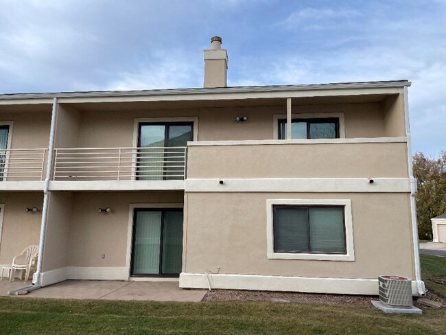 Foto del edificio - 6946 Gayle Lyn Ln