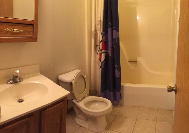 Baño - 1020 Jefferson St