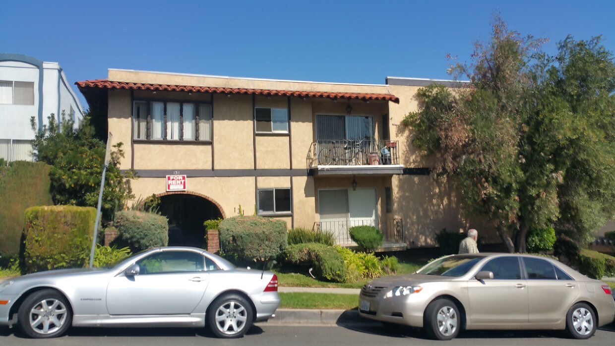 131 W 64th Pl, Inglewood, CA 90302 Apartments in Inglewood, CA