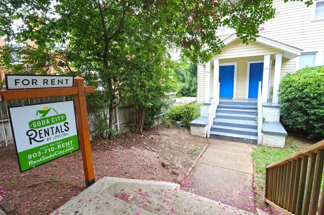 Building Photo - Live Near It All – 2 Bedroom Gem in Columb...