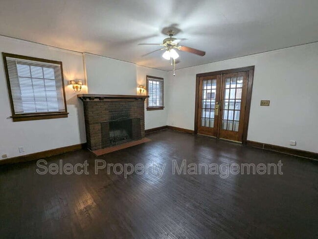 Building Photo - 4111 S Calhoun St