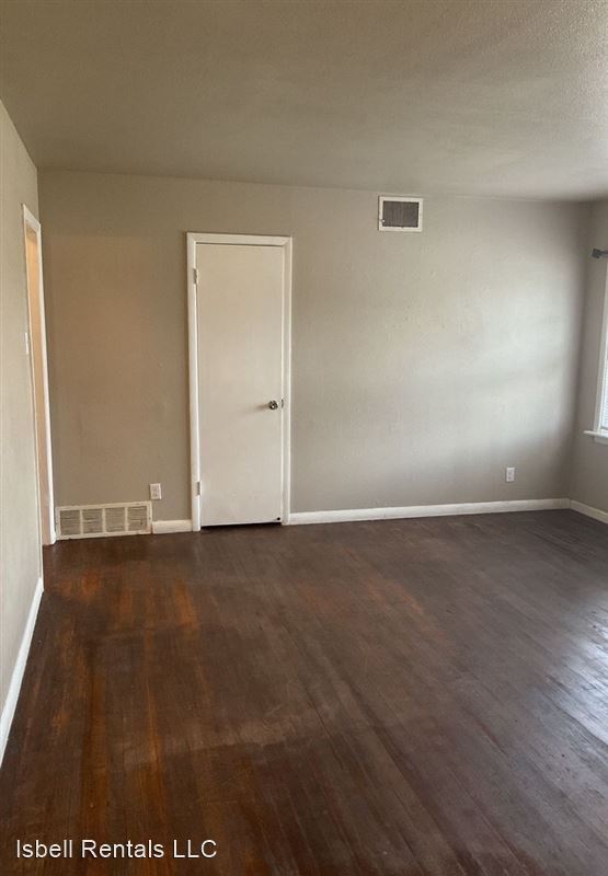 Building Photo - 1913 S 57th St