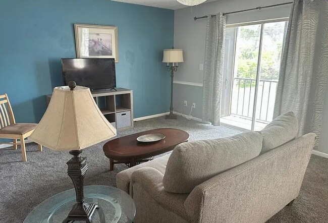 Foto del edificio - 5541 Bay Blvd