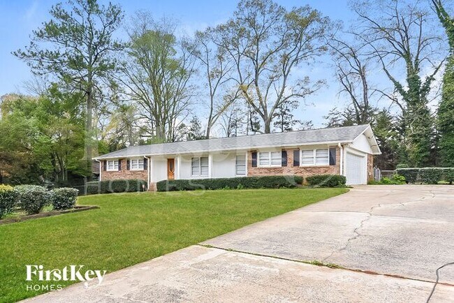 Building Photo - 1715 Garden Cir