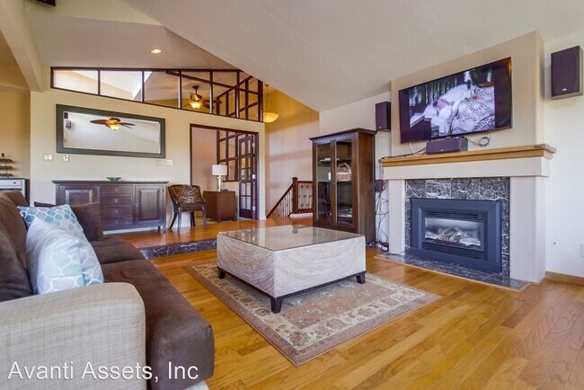 Building Photo - 503 S Sierra Ave