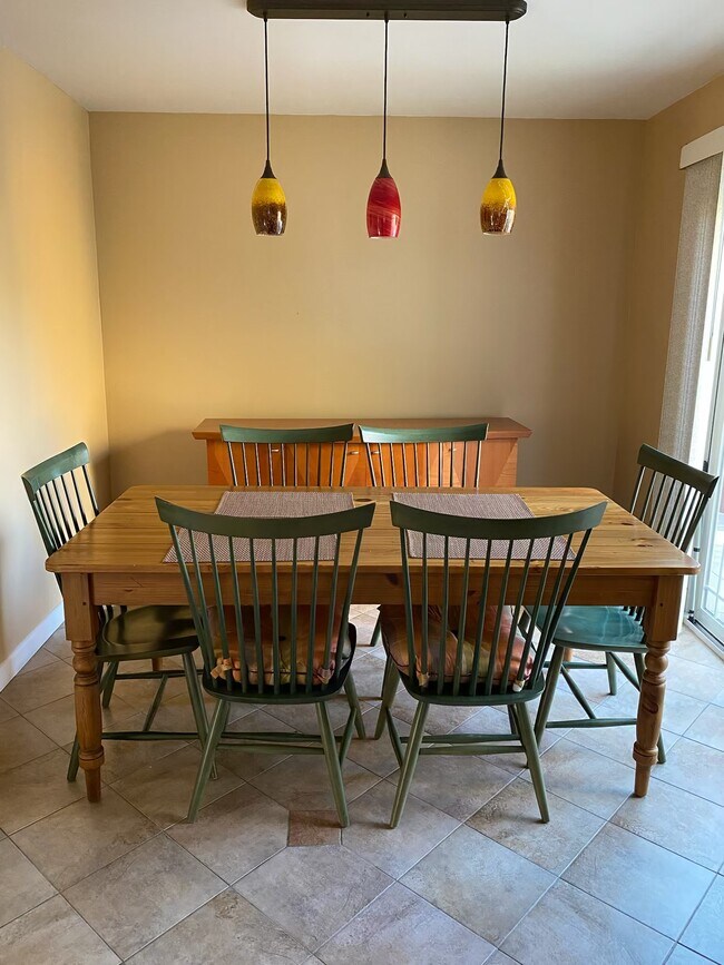 Foto del edificio - 1119 Parkview Ln