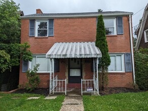 Building Photo - 3351 Portola Ave