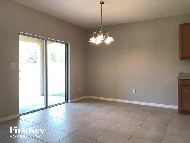 Foto del edificio - 220 SE 14th Terrace