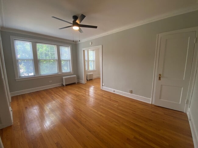 Building Photo - 1303 Elmwood Ave