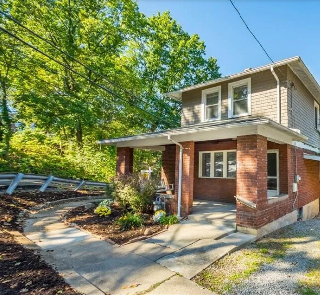 Foto del edificio - 2324 Woodward Ave