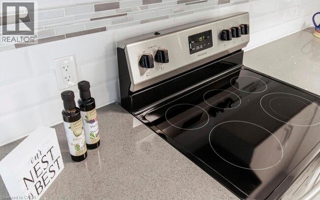 Building Photo - 6287 O'Neil St