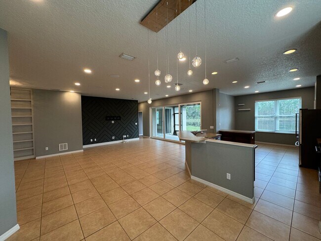 Building Photo - 149 Perfect Dr