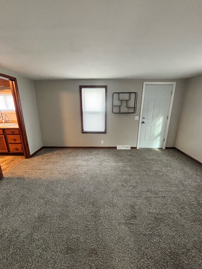 Foto del edificio - 620 Hemenway Pl