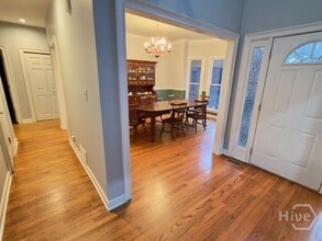 Building Photo - 335 Millstone Cir