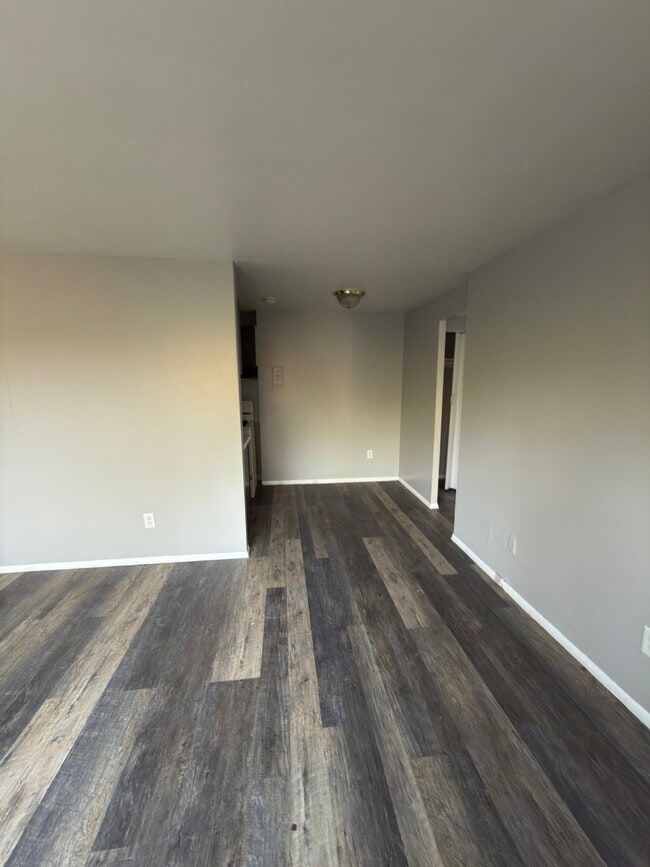 Photo - 14835 Euclid Ave Apartment