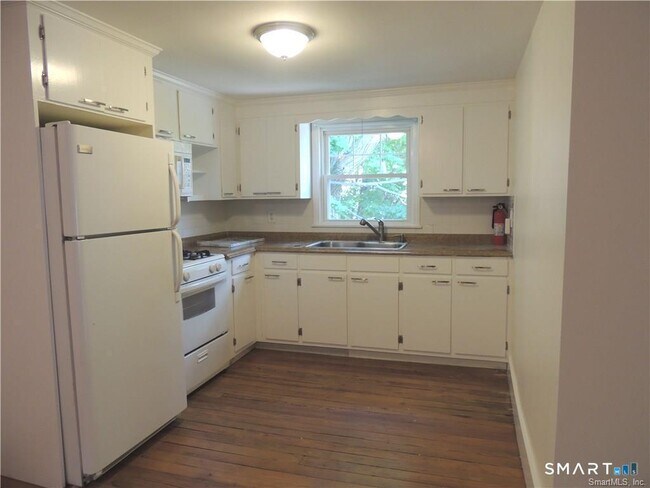 Foto del edificio - 382 Winthrop Ave