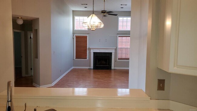 Foto del edificio - 2425 Noble Wood Ct