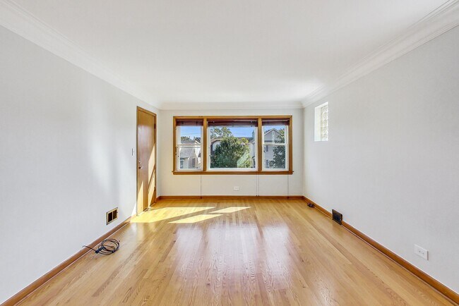 Foto del edificio - 5644 N Meade Ave